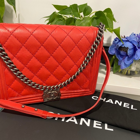 Chanel Large Boy Bag - Picture 7 of 7